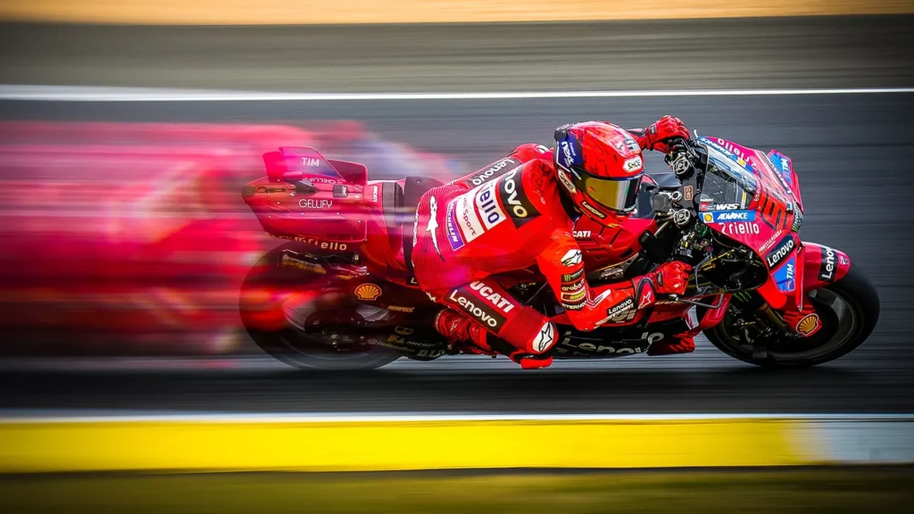 Marquez Sangat Bersemangat untuk P1, Quartararo Menjadi Pemimpin di Kandang Sendiri MotoGPNEWS